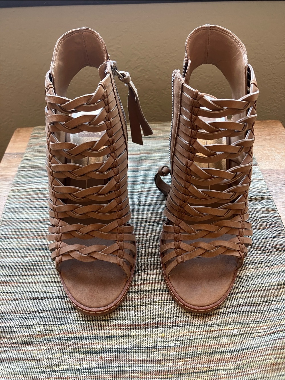 Dolce Vita Amina Leather Caged Sandal Size 8 - Picture 6 of 7